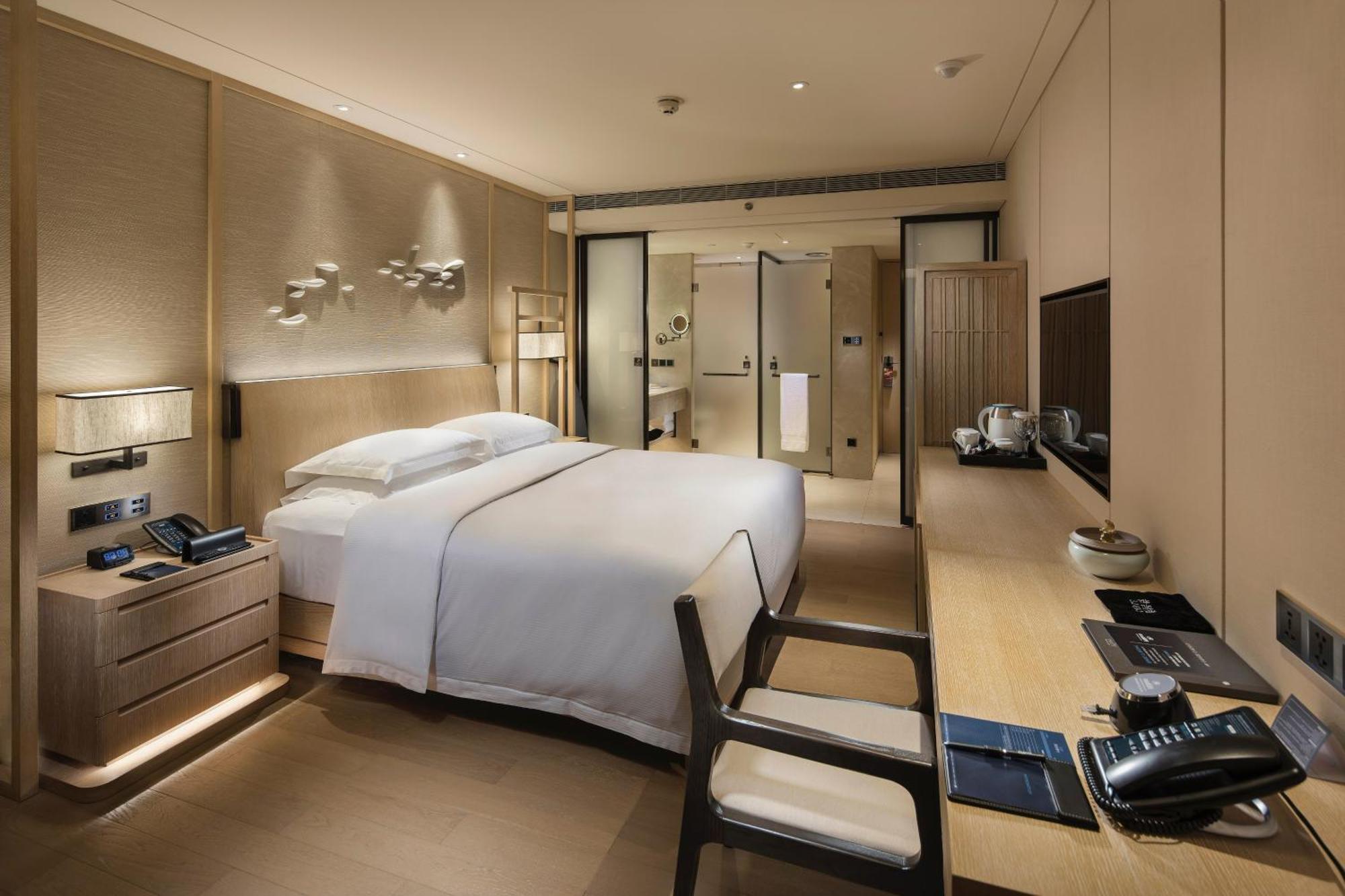 Hilton Shenzhen Shekou Nanhai Exterior photo