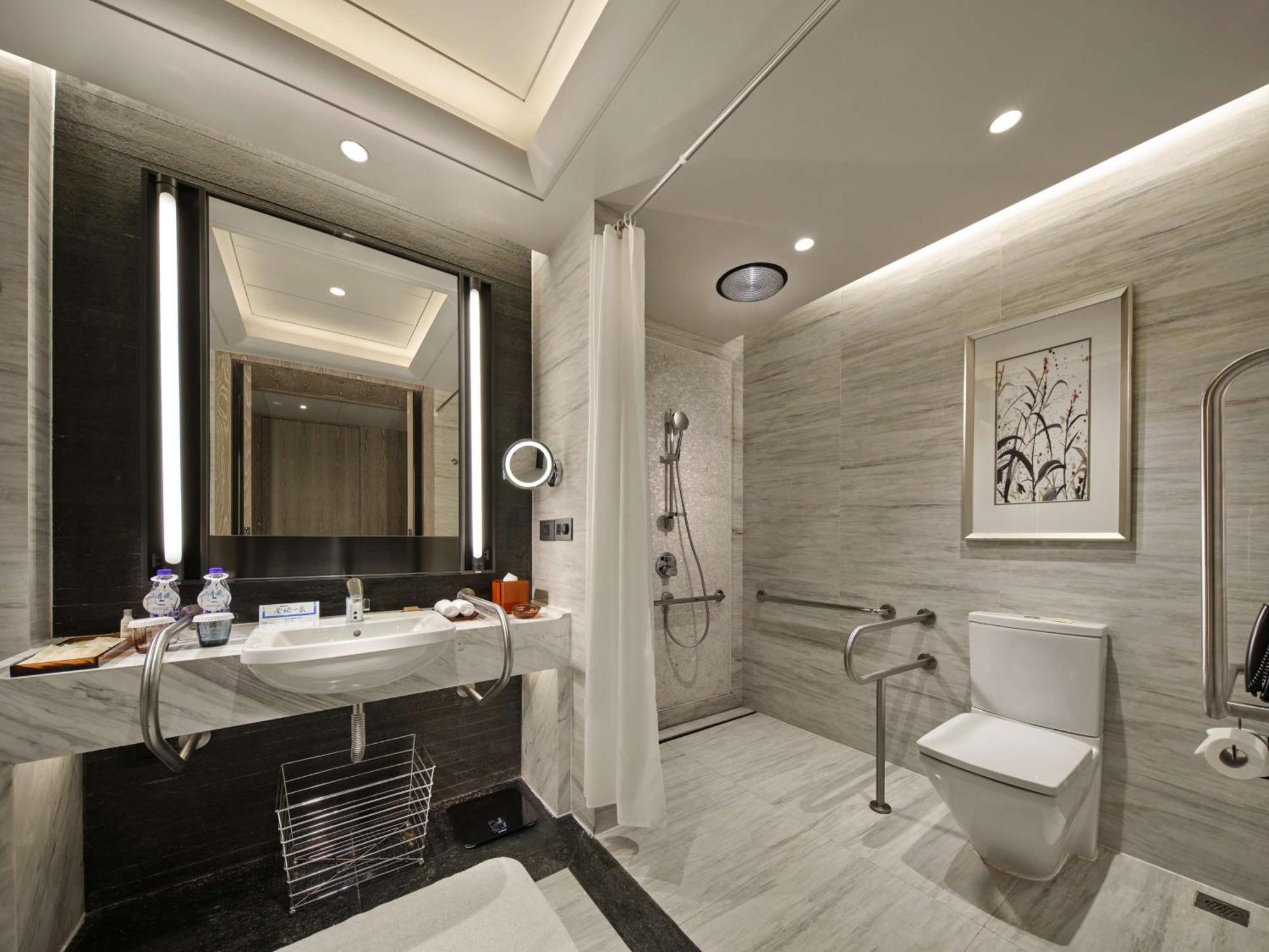 Hilton Shenzhen Shekou Nanhai Exterior photo