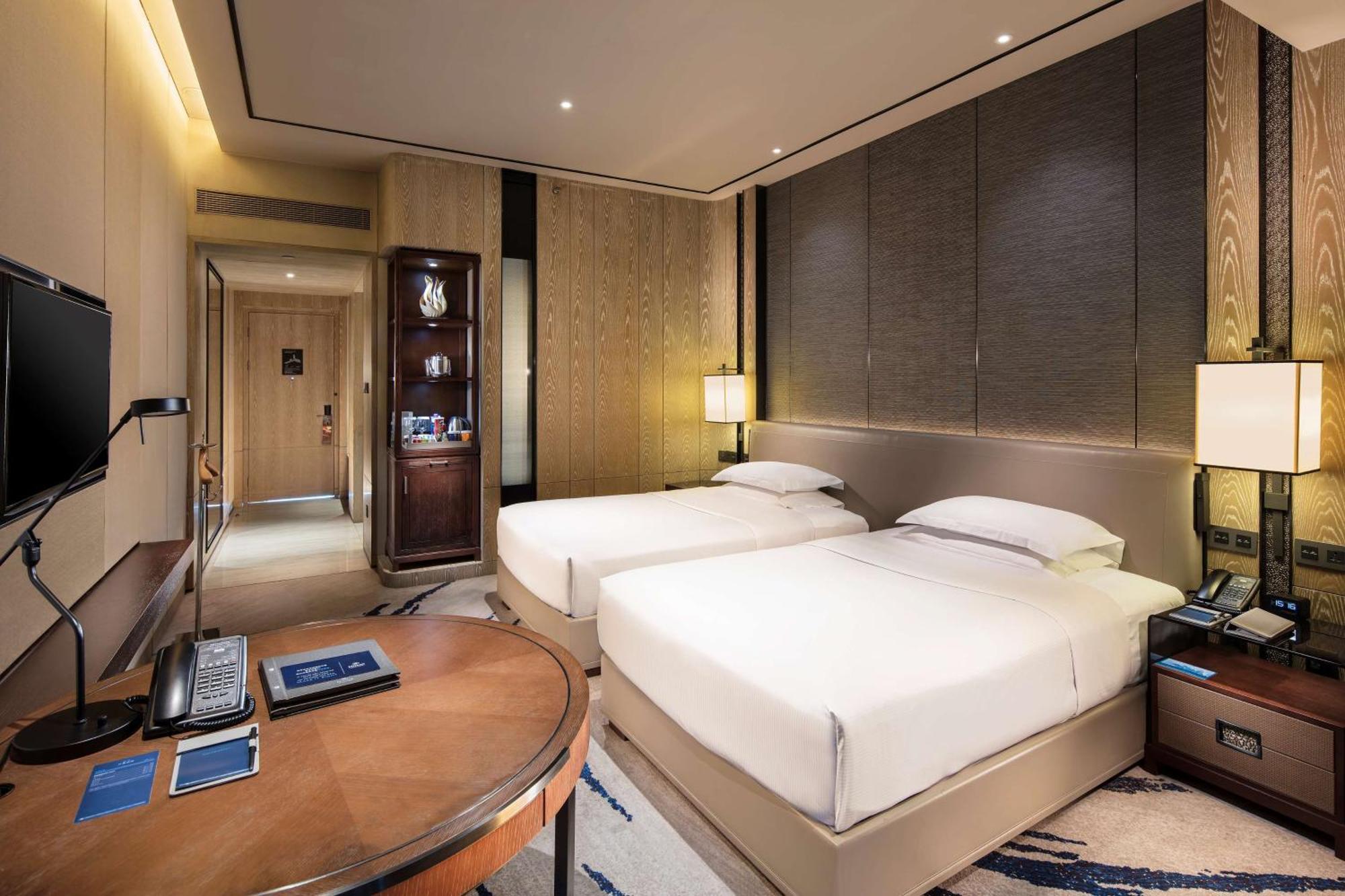 Hilton Shenzhen Shekou Nanhai Exterior photo