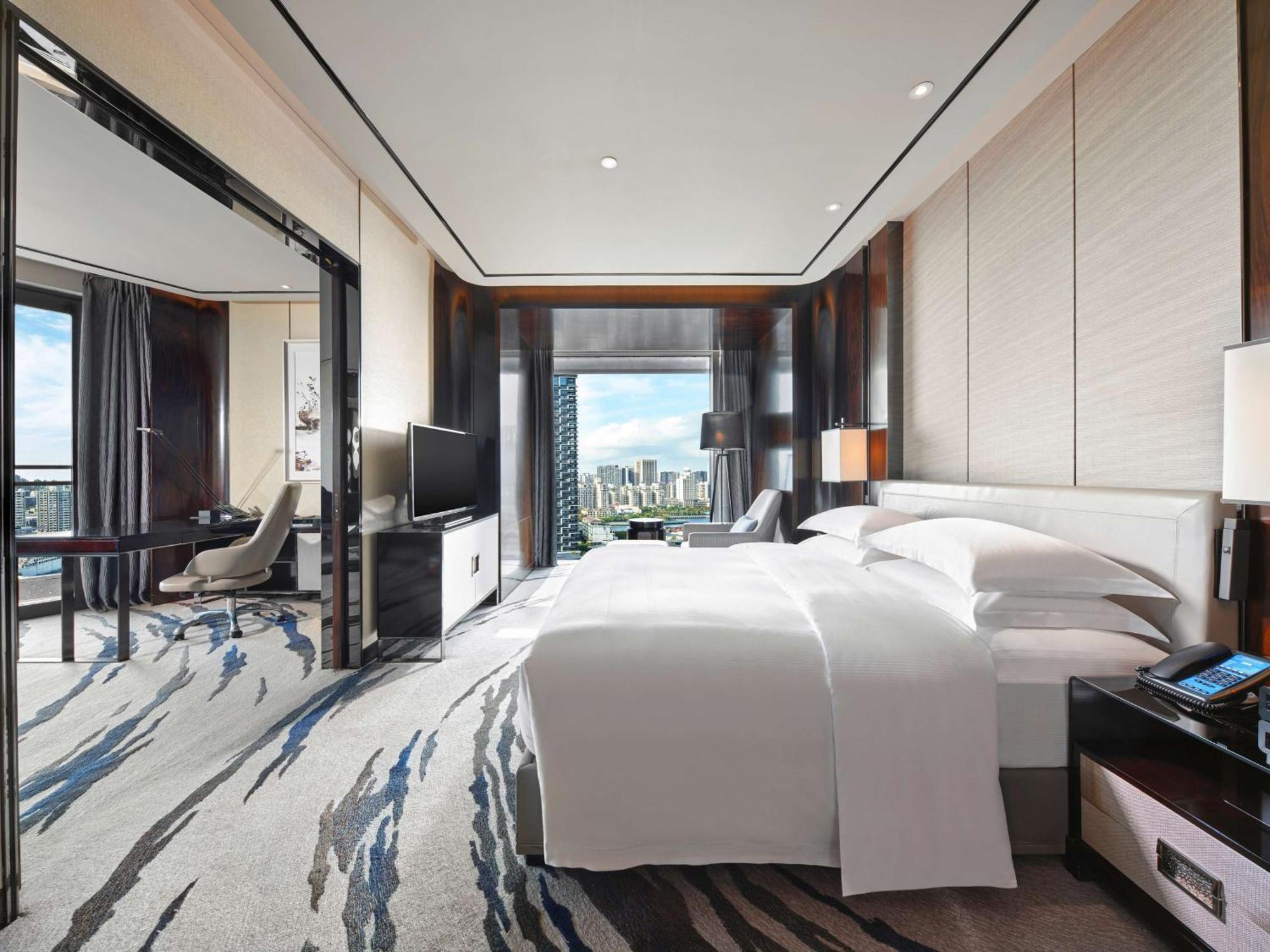 Hilton Shenzhen Shekou Nanhai Exterior photo